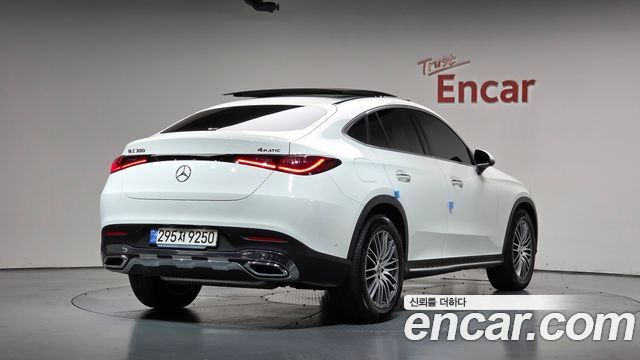 Mercedes-Benz GLC-Class (X254) GLC300 4MATIC Avnatgarde Coupe 2025 — фото 2