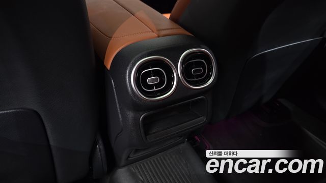 Mercedes-Benz GLC-Class (X254) GLC300 4MATIC Avnatgarde Coupe 2025 — фото 36