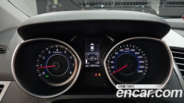 Hyundai Avante 1.6 GDi Modern Standard 2014 — фото 8