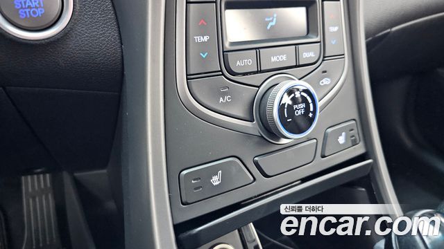 Hyundai Avante 1.6 GDi Modern Standard 2014 — фото 30