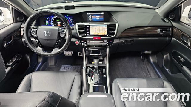 Honda Accord 2.0 Hybrid 9th 2017 — фото 7