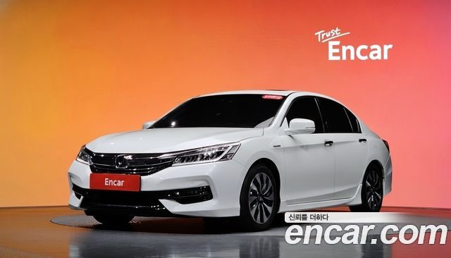 Honda Accord 2.0 Hybrid 9th