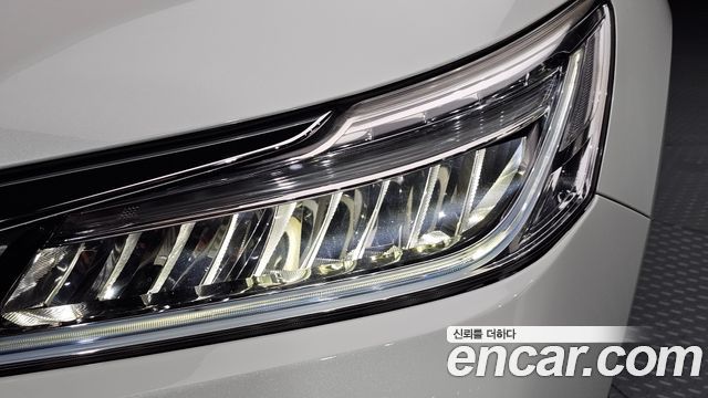 Honda Accord 2.0 Hybrid 9th 2017 — фото 22