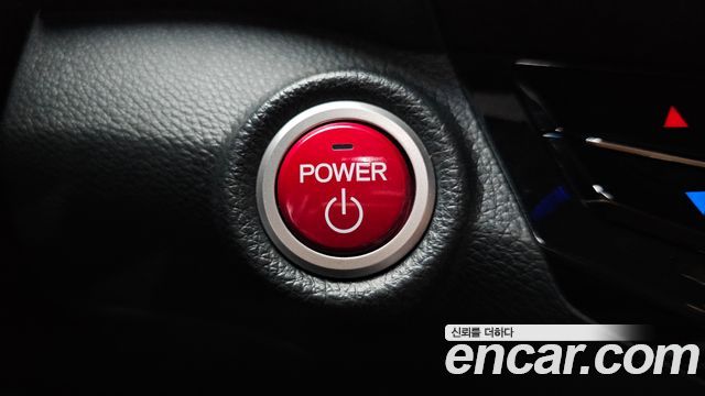 Honda Accord 2.0 Hybrid 9th 2017 — фото 30
