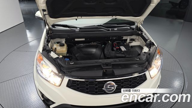 KG Mobility (SsangYong) Korando C 2.0 CVX 4WD High-Deluxe 2015 — фото 6