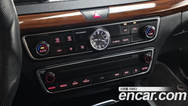 Kia K7 3.0 LPI TAXI Luxury 2017 — фото 18