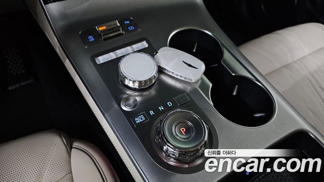Genesis GV70 2.5T Gasoline AWD 2025 — фото 9