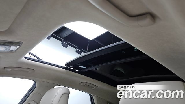 Genesis GV70 2.5T Gasoline AWD 2025 — фото 13
