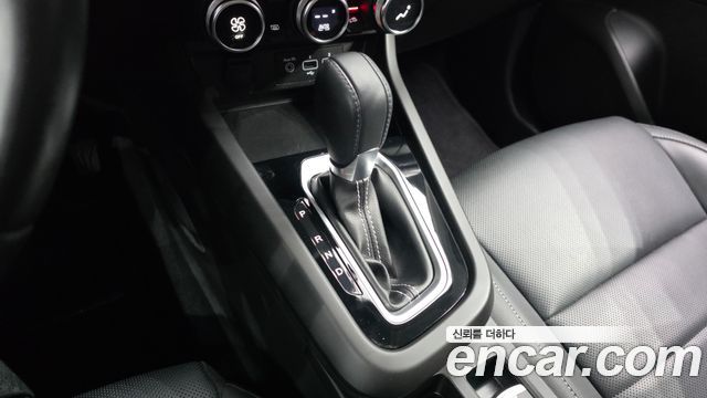 Renault Korea XM3 1.3 TCe RE Signature 2023 — фото 9