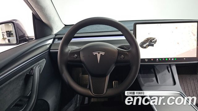Tesla Model Y Long Range AWD 2024 — фото 13