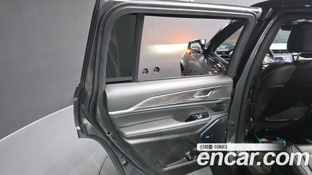 Jeep Grand Cherokee (WL) L 3.6 Overland 2022 — фото 25