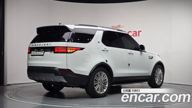 Land Rover Discovery 5 3.0 SD6 HSE Luxury 2019 — фото 2