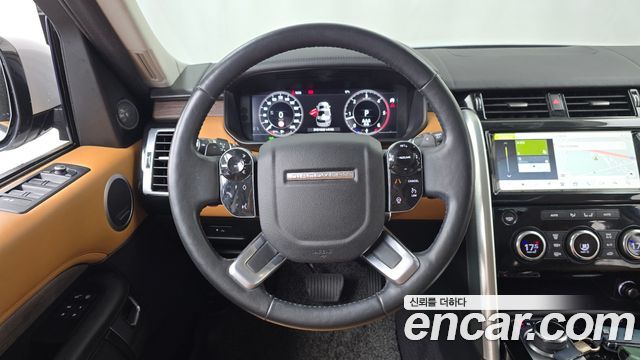 Land Rover Discovery 5 3.0 SD6 HSE Luxury 2019 — фото 12