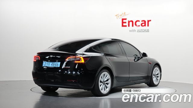 Tesla Model 3 Long Range AWD 2022 — фото 2
