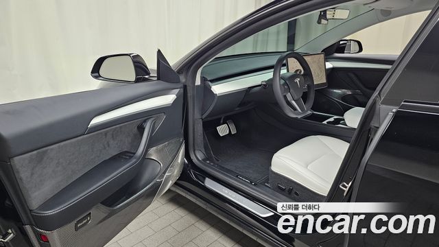 Tesla Model 3 Long Range AWD 2022 — фото 10