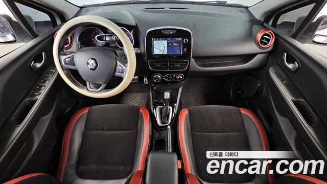 Renault Korea Clio Intens 2018 — фото 7