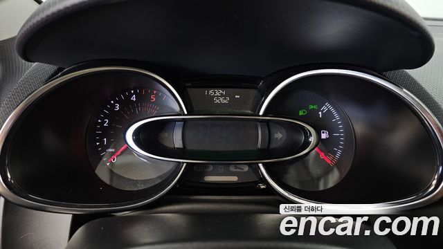 Renault Korea Clio Intens 2018 — фото 8