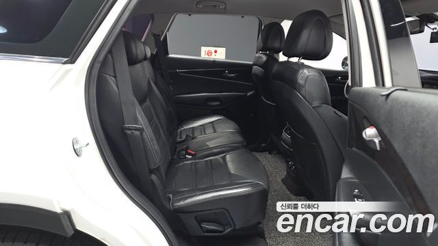 Kia Sorento Diesel 2.0 2WD Noblesse Special 2015 — фото 12