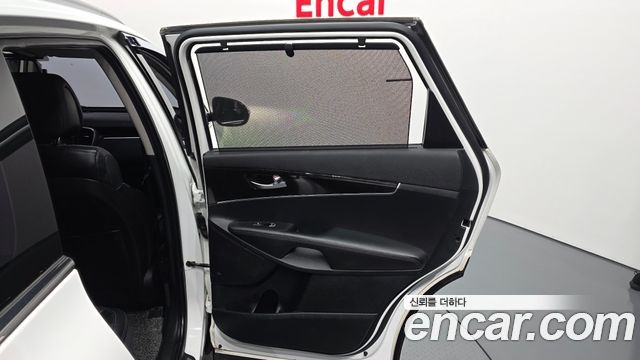 Kia Sorento Diesel 2.0 2WD Noblesse Special 2015 — фото 25