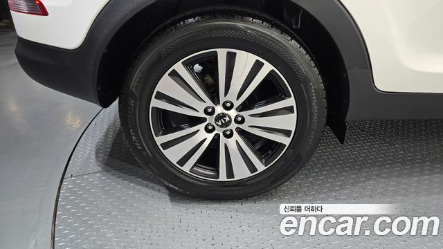 Kia Sportage R Diesel 2WD Prestige 2014 — фото 5