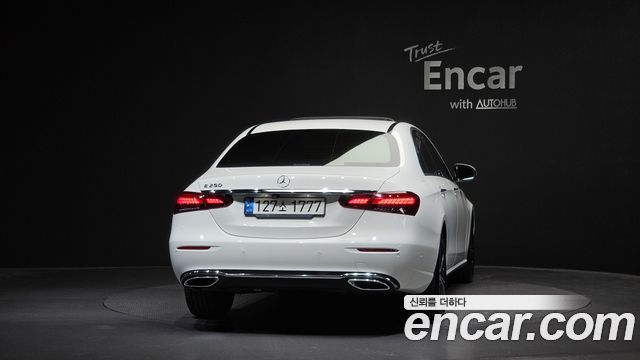 Mercedes-Benz E-Class (W213) E250 Avantgarde 2022 — фото 4