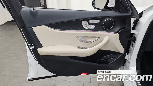 Mercedes-Benz E-Class (W213) E250 Avantgarde 2022 — фото 24