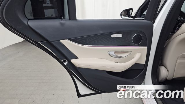 Mercedes-Benz E-Class (W213) E250 Avantgarde 2022 — фото 25