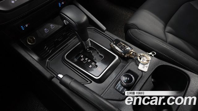 KG Mobility (SsangYong) Rexton Sports Khan Diesel 2.2 4WD Prestige 2024 — фото 9