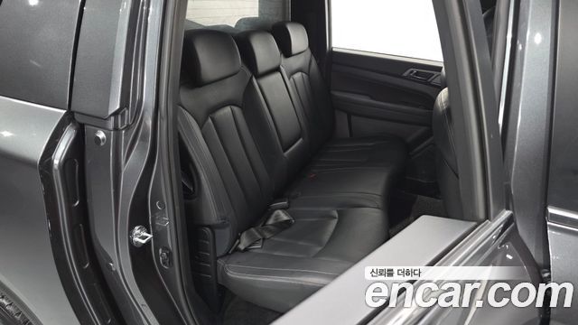 KG Mobility (SsangYong) Rexton Sports Khan Diesel 2.2 4WD Prestige 2024 — фото 16