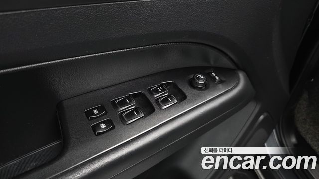 KG Mobility (SsangYong) Rexton Sports Khan Diesel 2.2 4WD Prestige 2024 — фото 36