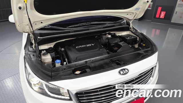 Kia Carnival 9-seater Prestige 2015 — фото 6