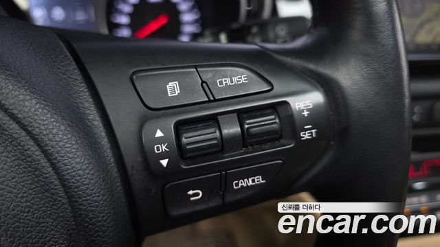 Kia Carnival 9-seater Prestige 2015 — фото 18