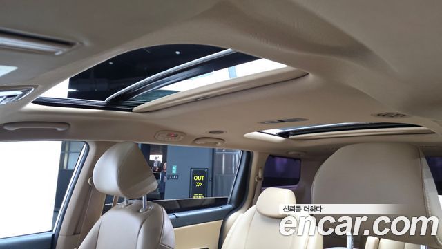 Kia Carnival 9-seater Prestige 2015 — фото 20