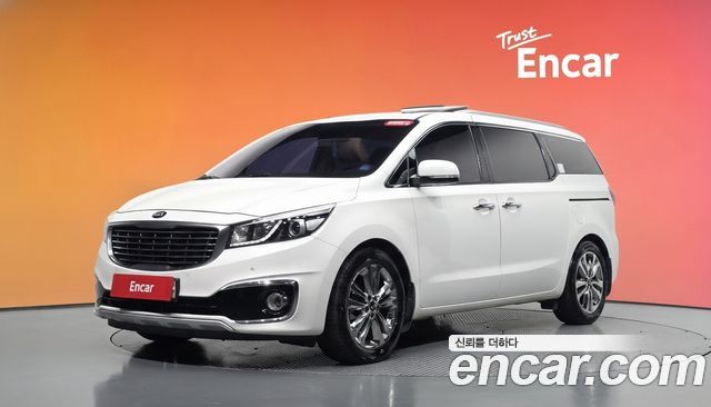 Kia Carnival 9-seater Prestige