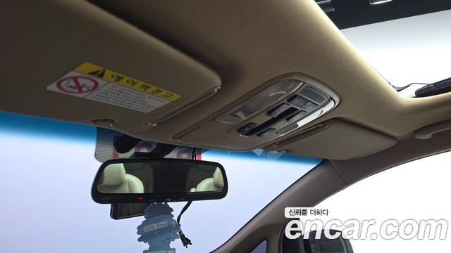 Kia Carnival 9-seater Prestige 2015 — фото 27