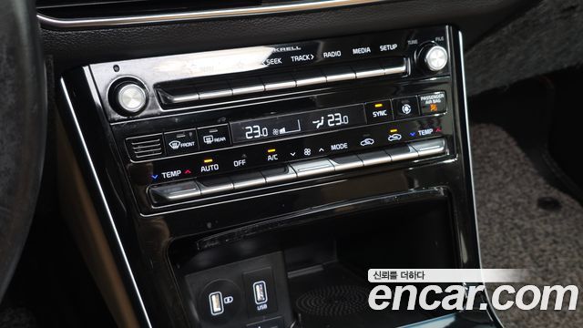 Kia K7 Premier 3.0 GDI Signature 2020 — фото 30