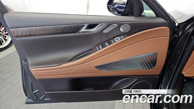 Genesis G80 (RG3) Gasoline 3.5 Turbo AWD 2022 — фото 24