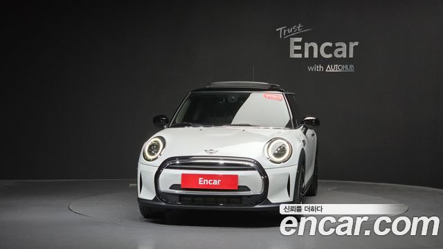 MINI Cooper Classic Plus 3rd 2024 — фото 3