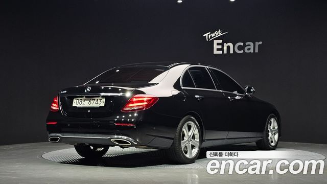 Mercedes-Benz E-Class (W213) E200 Avantgarde 2017 — фото 2