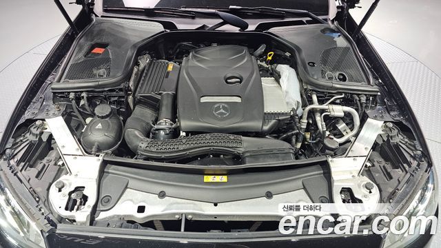 Mercedes-Benz E-Class (W213) E200 Avantgarde 2017 — фото 6