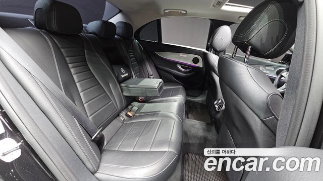 Mercedes-Benz E-Class (W213) E200 Avantgarde 2017 — фото 19
