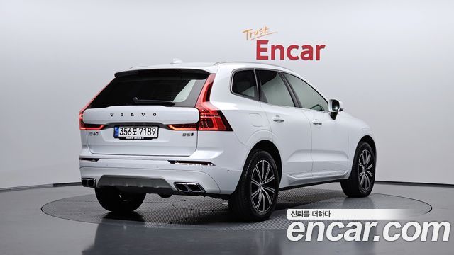 Volvo XC60 (II) B5 Inscription 2021 — фото 2