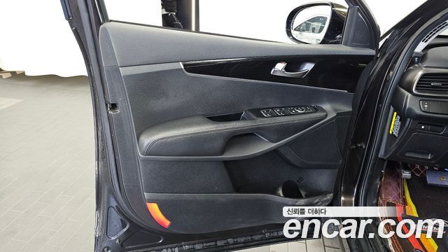 Kia Sorento Diesel 2.2 2WD No.1 Edition 2018 — фото 24
