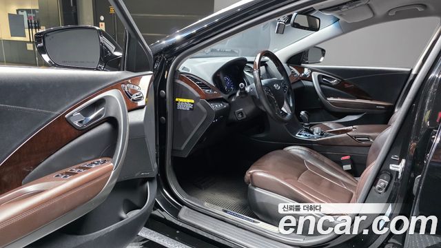 Hyundai Grandeur (HG) HG220 Diesel Premium 2016 — фото 10