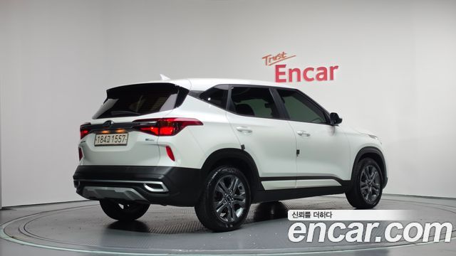 Kia Seltos Diesel 1.6 2WD Prestige 2020 — фото 2