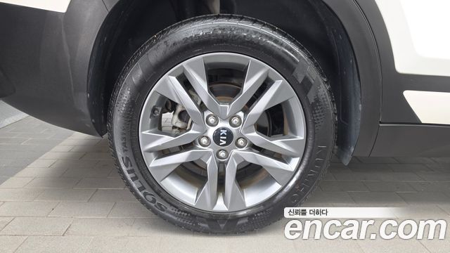 Kia Seltos Diesel 1.6 2WD Prestige 2020 — фото 5
