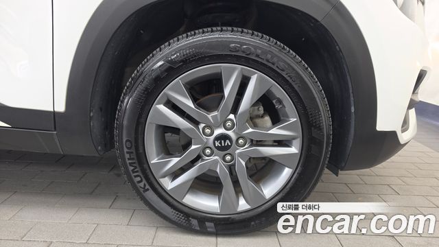 Kia Seltos Diesel 1.6 2WD Prestige 2020 — фото 21