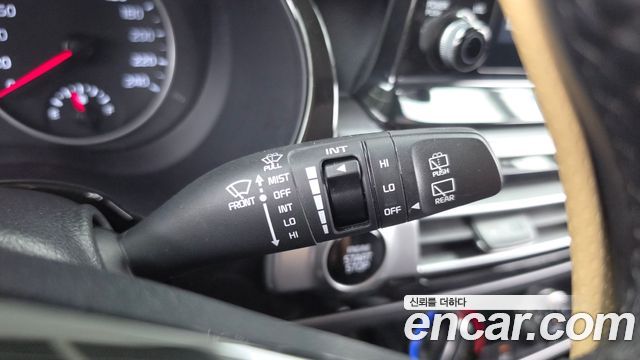 Kia Seltos Diesel 1.6 2WD Prestige 2020 — фото 29