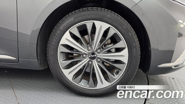 Kia K8 Hybrid Signature Special 2023 — фото 5