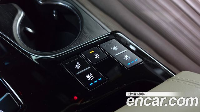 Kia K8 Hybrid Signature Special 2023 — фото 16